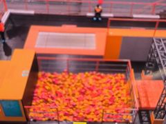 -极限PLAY运动娱乐新世界·团建派对潮玩休闲馆·室内蹦极高空游乐园