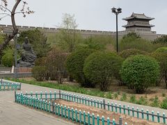 -城墙带状公园-大同古城墙广场停车场