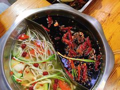 -李记串串香(李子坝店)