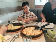 -必胜客(尹山湖歌林公园店)