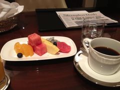 room service-上海外滩华尔道夫酒店