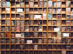 -猫的天空之城概念书店(印象城购物中心店)