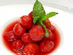 酒渍小番茄-金手鼓·新疆菜(南京店)