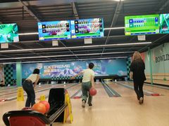 -极限PLAY运动娱乐新世界·团建派对潮玩休闲馆·室内蹦极高空游乐园