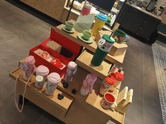 -星巴克臻选(华堂·新辰汇店)