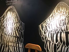 -志龙皇冠吃货椰子铺