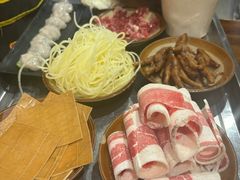 -黄潇洒老火锅(九眼桥宏济巷店)