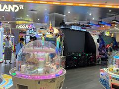 -反斗乐园π·电玩·高空拓展·蹦床(龙华天虹店)