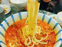 小锅米线-浩海火燒雲傣家菜(静安芮欧店)