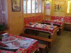 -闯关东东北农家菜(崂山石老人店)