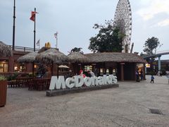 -七彩云南欢乐世界