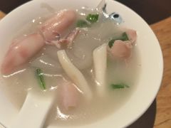 粉皮仔乌煲-芳芳私房菜·精做淮扬菜(承德路店)