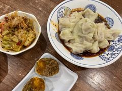 -继红顺河抄手名小吃