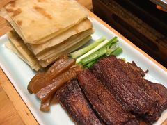 烙饼卷带鱼-局气烤鸭·北京菜(前门店)