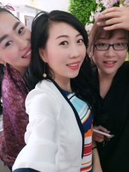 点击看大图 -爱伊人婚纱礼服美妆馆