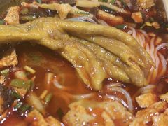 -柳州肥姨妈大骨螺蛳粉(曹路店)