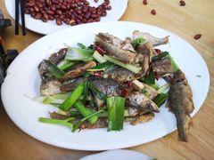 -香猪美食(中心店)