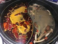 -九宫格重庆火锅(北国商城店)