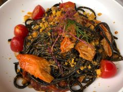 膏蟹海鲜墨鱼面-农畉LONFOOD(福田星河COCOPark店)