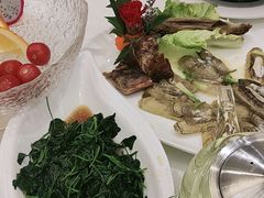 -沪华海鲜大酒楼(南汇店)