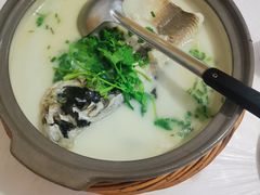 -天乐农家鱼头王(天目湖店)