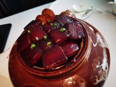 紫砂红烧肉-松鹤楼·非遗·苏帮菜(融科店)