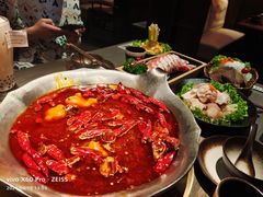 -湊湊火锅·茶憩(杭州湖滨银泰in77店)