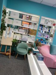 -斐尔国际皮肤管理中心