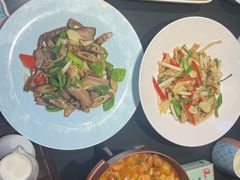 -桥边小楼·手工云南菜·古城观景小楼
