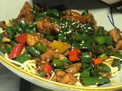 -轻捞慢起面馆(新世界百货店)