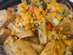石锅海胆豆腐-品海楼·大连海胆锅贴馆(东港店)
