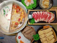 -湊湊火锅·茶憩(打浦桥日月光店)