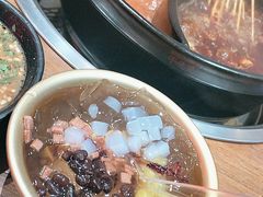 -牛小嫩串串火锅(老国贸总店)
