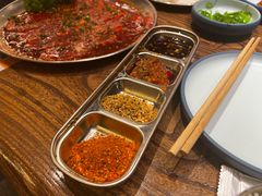 -明洞阿姨·韩式酱蟹烤肉·创意料理(三元桥店)