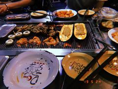 -马路牙子地桌烤肉(工体店)
