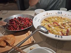 -渔语鱼酸菜鱼新川菜(来福士店)
