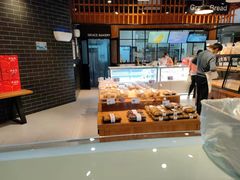 -格瑞思动物奶油生日蛋糕(圆融店)