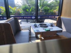 靠窗位-马家斑.鲜鱼火锅(松湖万科店)