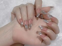 -爱纶美·美甲美睫半永久