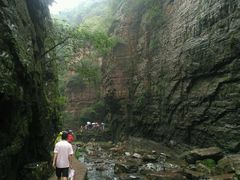 -龙潭大峡谷