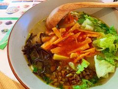 -百春原湖南牛肉粉(百联世纪店)