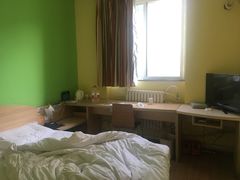 -7天优品北京火车站广渠门外地铁站店-内部停车场