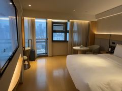 -全季酒店(重庆上清寺牛角沱地铁站店)