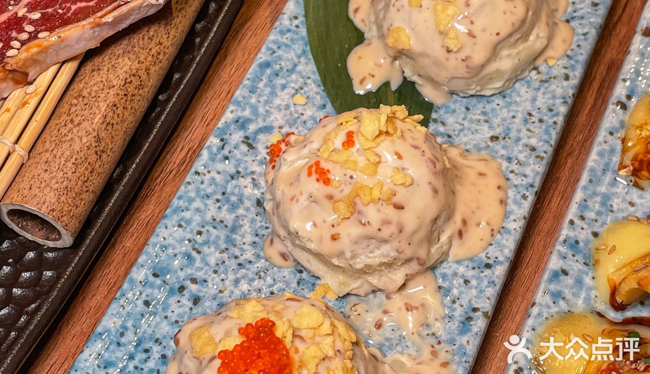 西湖边！新开的烤肉店，好好吃啊！！