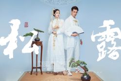 -雪中彩影婚纱摄影·微光艺术中心