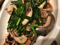 五花肉韭菜炒比管鱼-青岛海景花园大酒店·白果树餐厅青岛菜