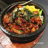 座位间间隔大，私密性不错，也不会相互干扰