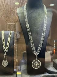 -御美西洋古董珠宝(亮马国际珠宝古玩城店)