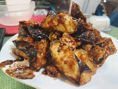焦糖茄子牛肉粒-桃子餐厅·天津菜(红星路直营店)