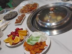 -哈尔滨烧烤·山河村铁锅炖(交大店)